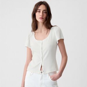 Modern ribbed cardigan shirt